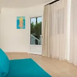 Ellinas 2* Χρυσή Αμμουδιά