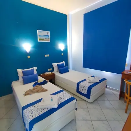 Ellinas شقة فندقية 2*