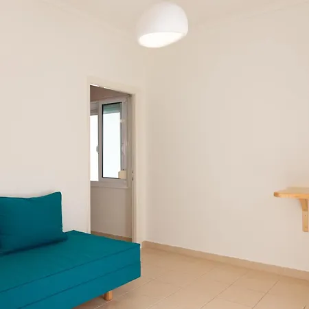 Hotel Ellinas 2*