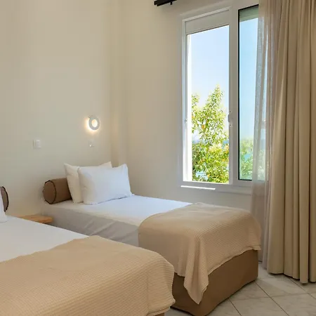 Ellinas 2* Chrisi Ammoudia