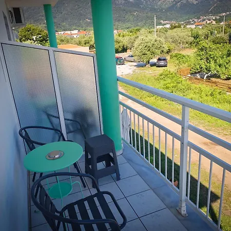 公寓式酒店 Ellinas 2*