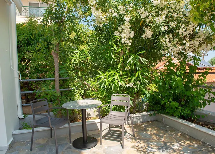 Ellinas Ξενοδοχείο 2*